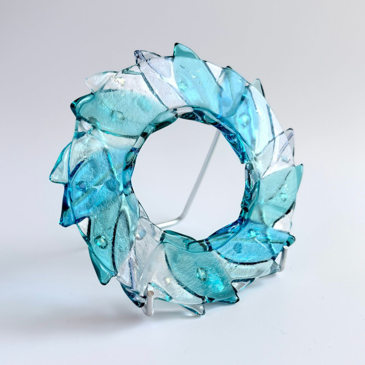 クリスマスリース Ice Blue, スタンド付